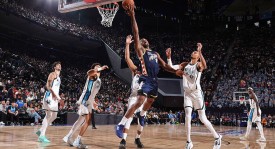 文班老詹小卡拼到力竭 NBA全明星改制终于成了？